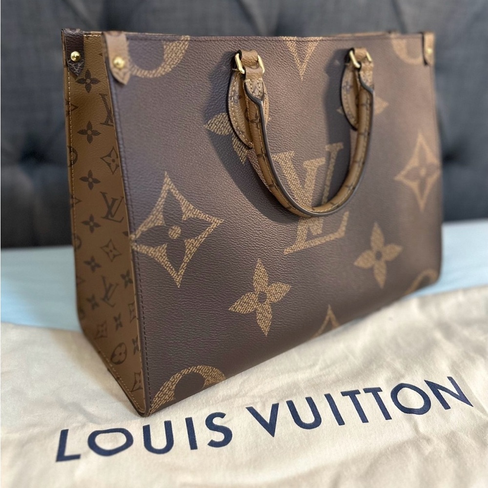 SOLD!!! LouisVuitton OTG MM size